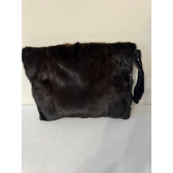 VINTAGE DEEP BROWN SABLE/MINK SILK RUCHED HANDMUFF WITH ZIPPER COMPARTMENT - Picture 6 of 6